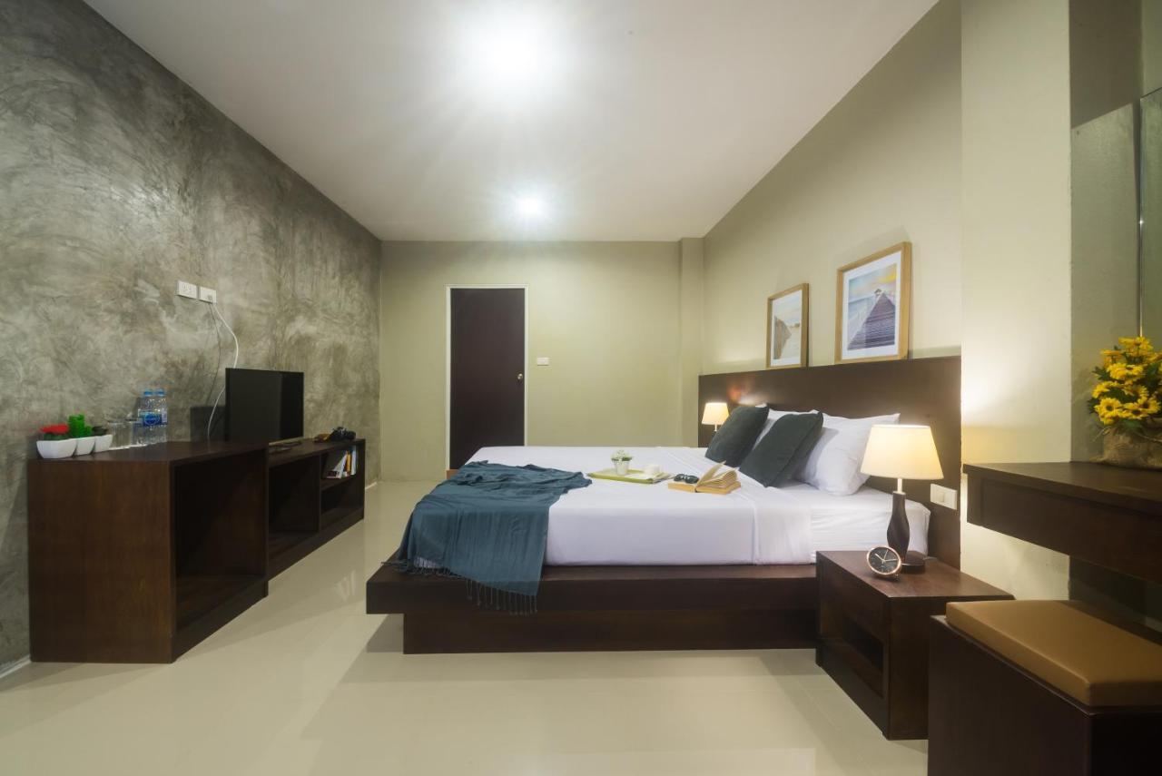 Greenleaf Hostel Phuket Buitenkant foto