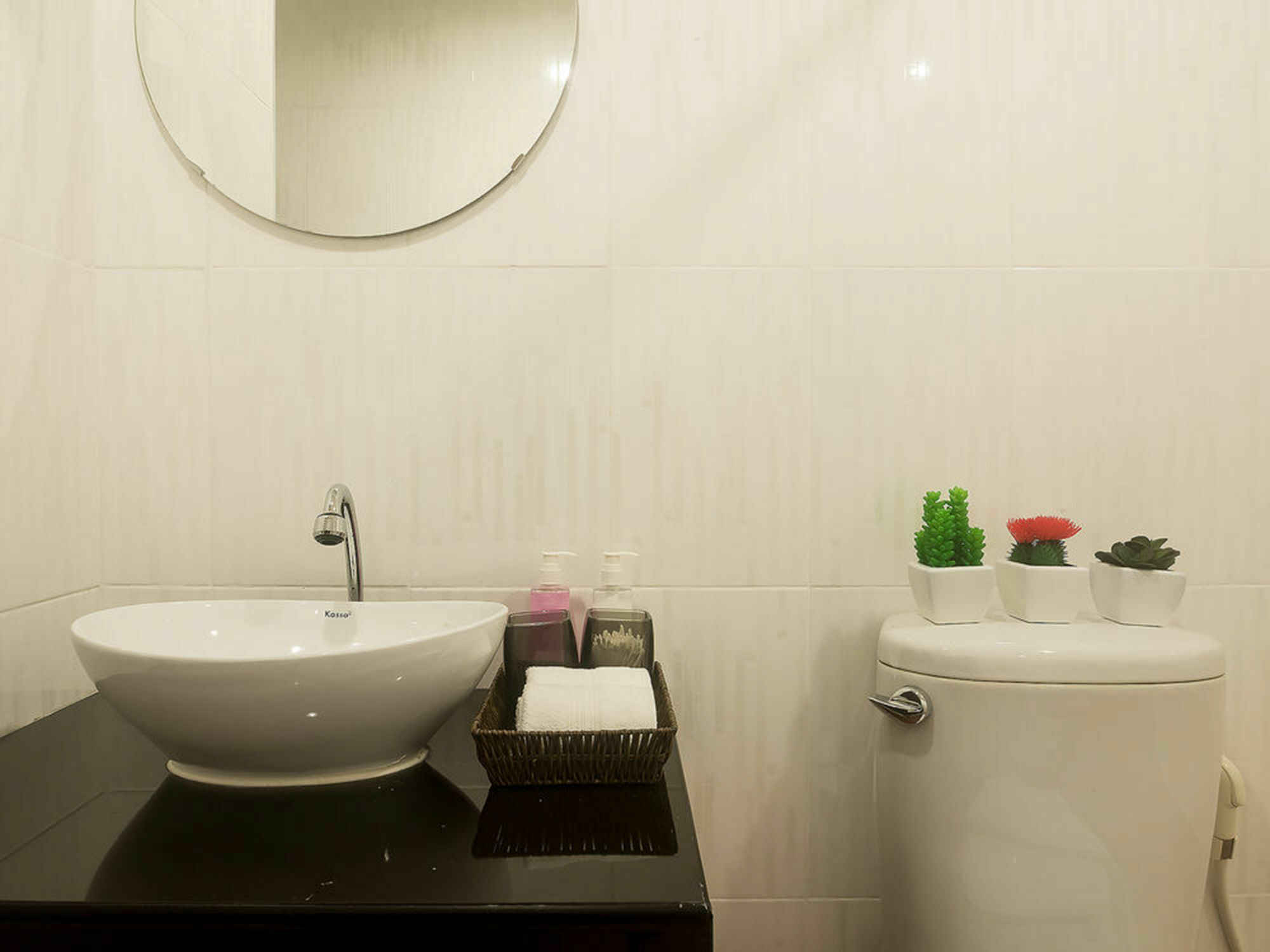 Greenleaf Hostel Phuket Buitenkant foto