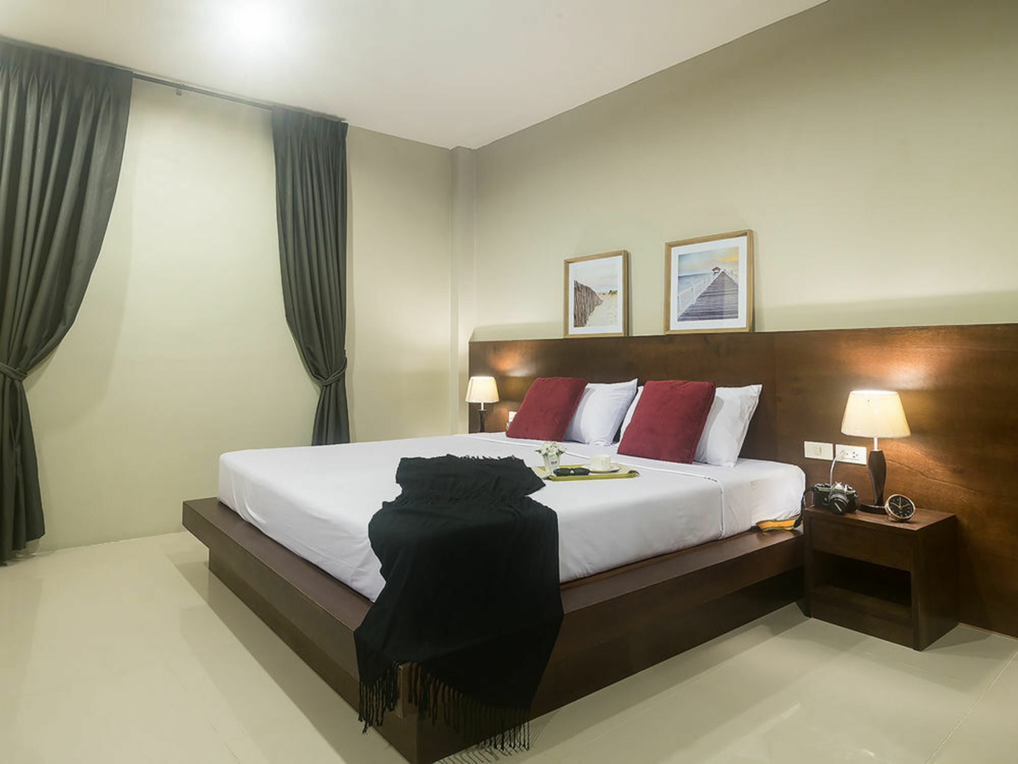 Greenleaf Hostel Phuket Buitenkant foto