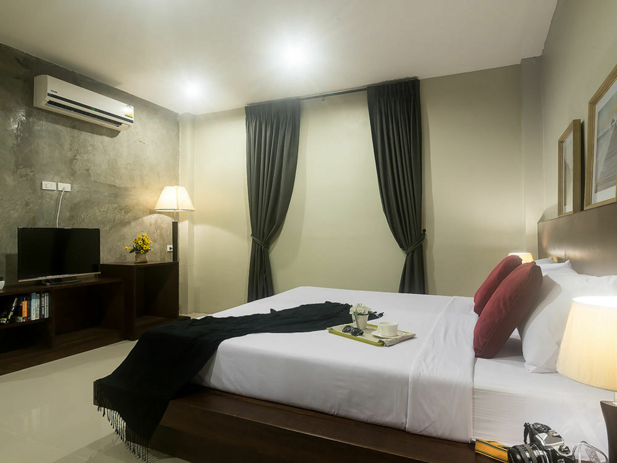 Greenleaf Hostel Phuket Buitenkant foto